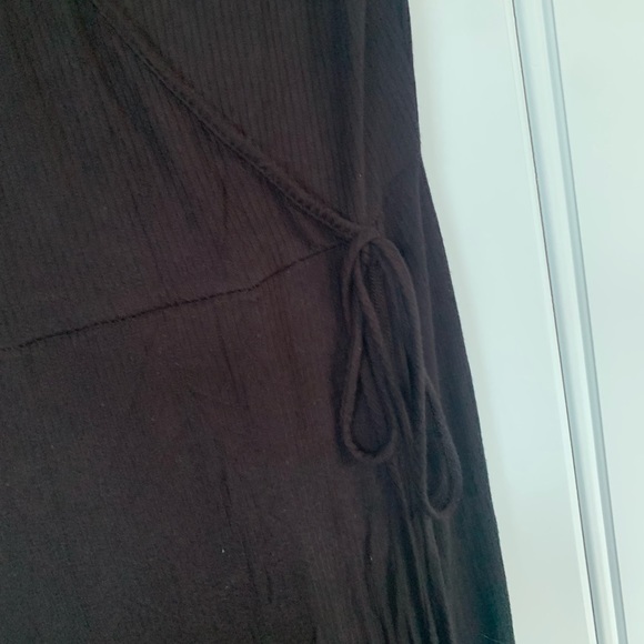 Black Maxi - Picture 3 of 5